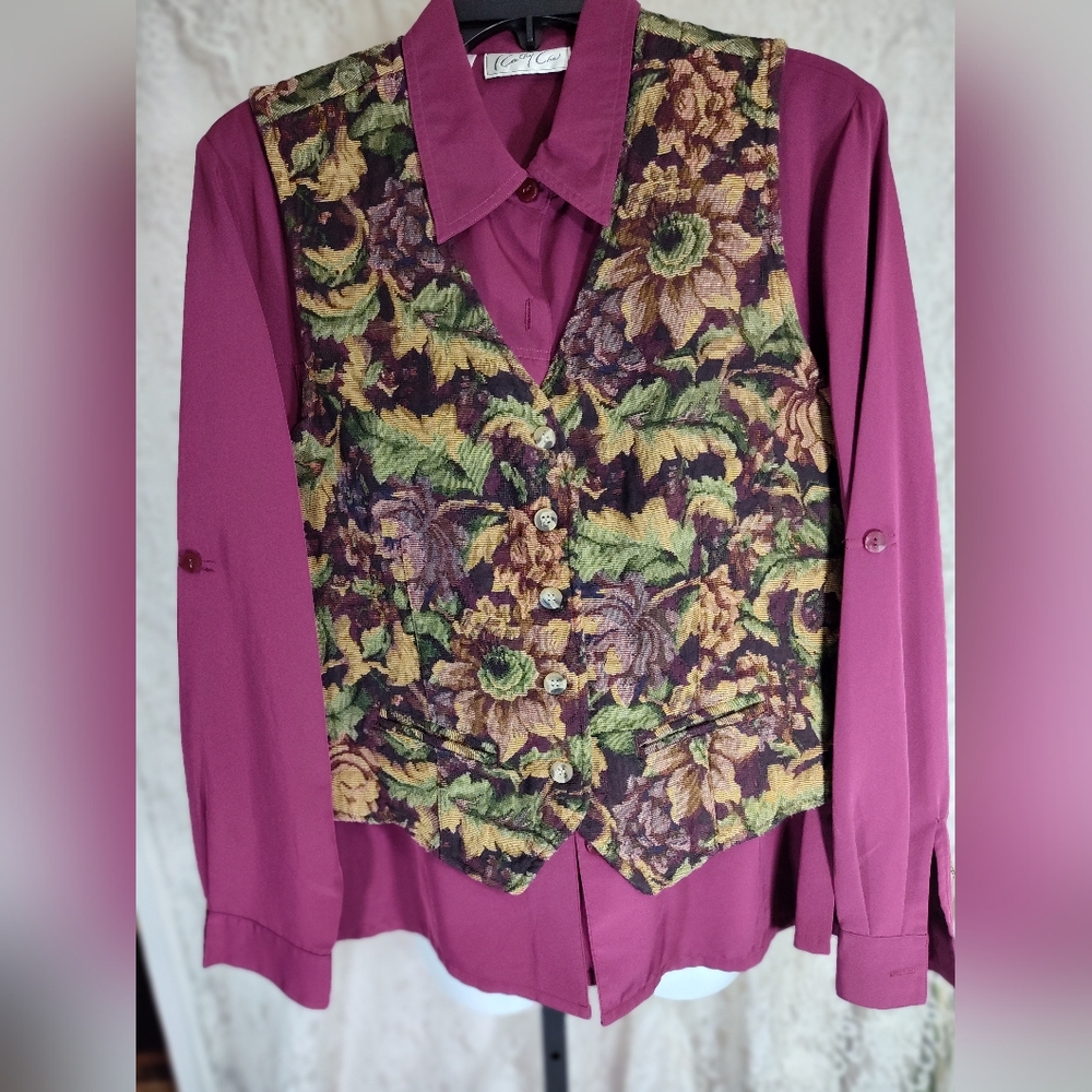 Lemon Grass Tapestry Vest Nwot